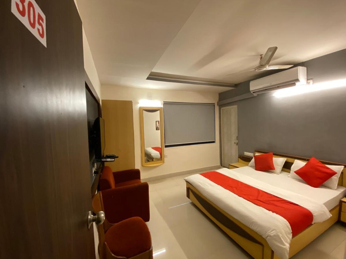Hotel Riverfront Ahmedabad Luaran gambar
