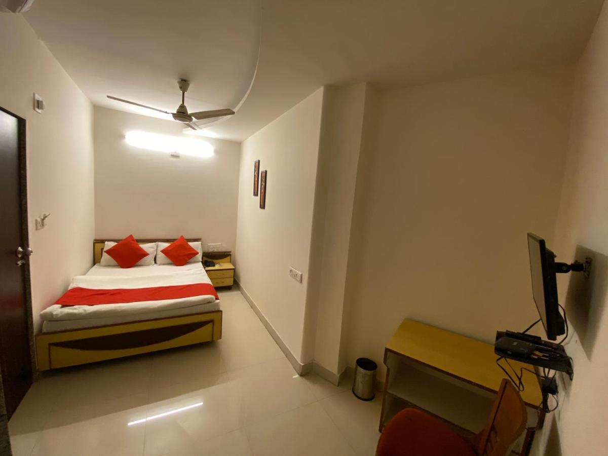Hotel Riverfront Ahmedabad Luaran gambar