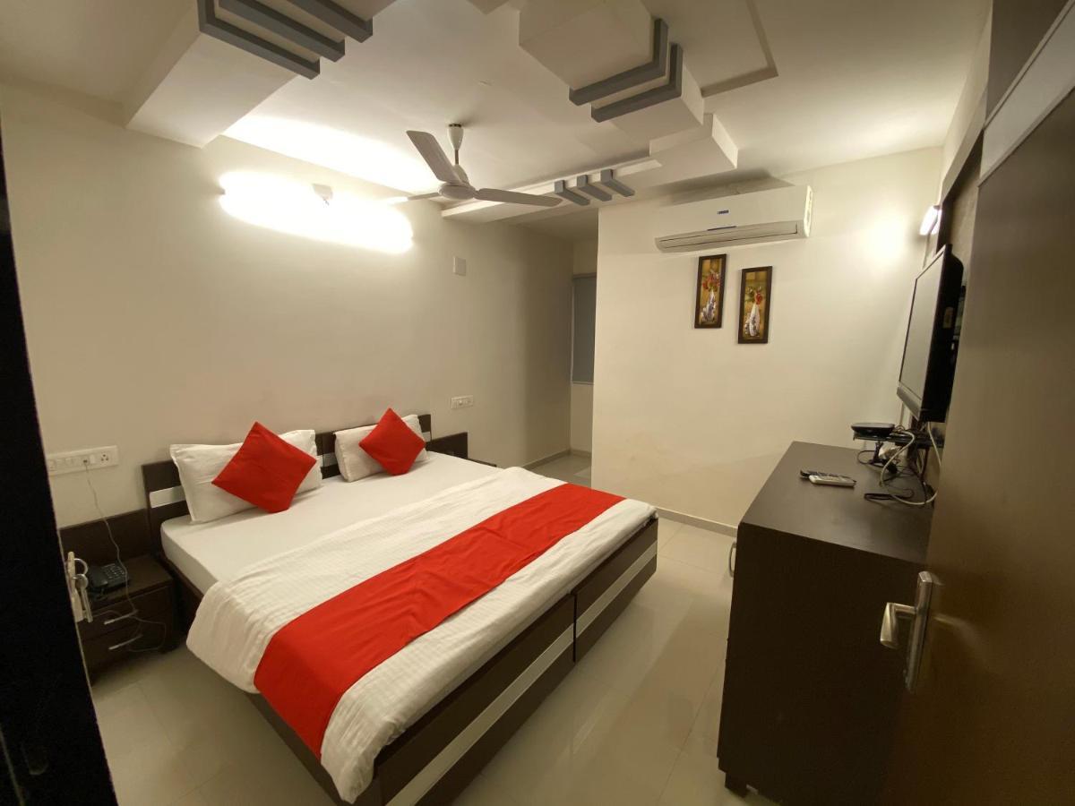 Hotel Riverfront Ahmedabad Luaran gambar