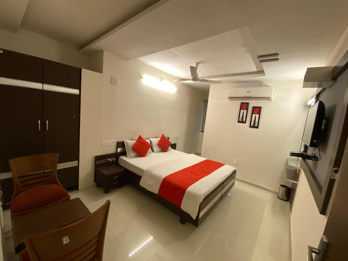 Hotel Riverfront Ahmedabad Luaran gambar
